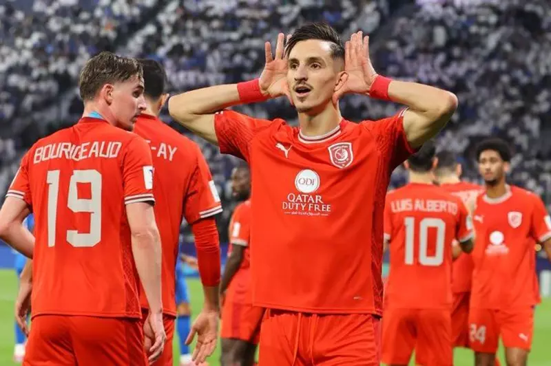 هدف القطبين السابق.. عادل بولبينة يتوهج مع الدحيل أمام العربي